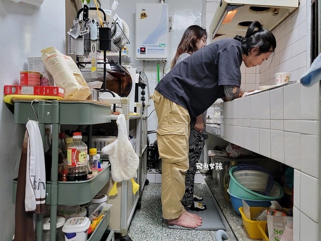 怪獸居家生活評價,腳底減壓地墊推薦,獨立筒地墊推薦,台灣製造地墊推薦,台灣製地墊買哪牌,舒壓腳踏墊開箱,按摩地墊開箱,居家好物分享,生活用品開箱,居家生活按摩墊推薦,釋壓抗疲勞墊推薦,久站不累地墊,廚房久站腳痠怎麼辦,居家療癒地墊分享,台灣地墊品牌,台灣製地墊,怪獸居家生活 門市,怪獸軟式珪藻土地墊ptt,恐龍地墊,怪獸居家生活 ptt,怪獸地墊,電腦椅地墊dcard,電腦椅地墊ptt