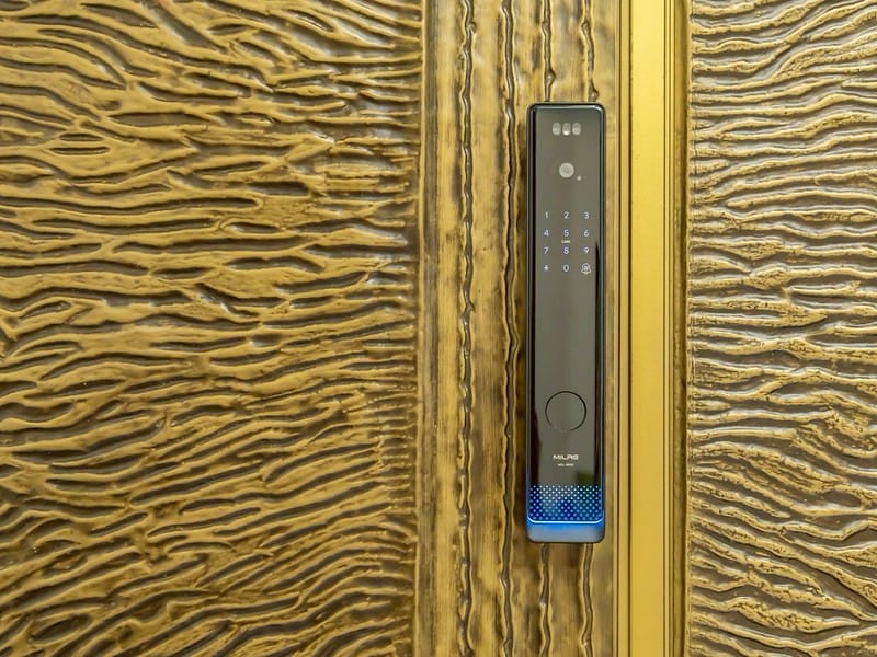 韓國MILRE MDL-9800 智慧門鎖！防偽3D人臉辨識，家庭安防更升級。